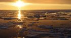 'Unprecedented' melt sinks hope for Arctic ice recovery