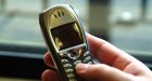 Canadians continue to disconnect home phone lines