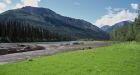 Yukon-N.W.T. mine to rebuild road through park